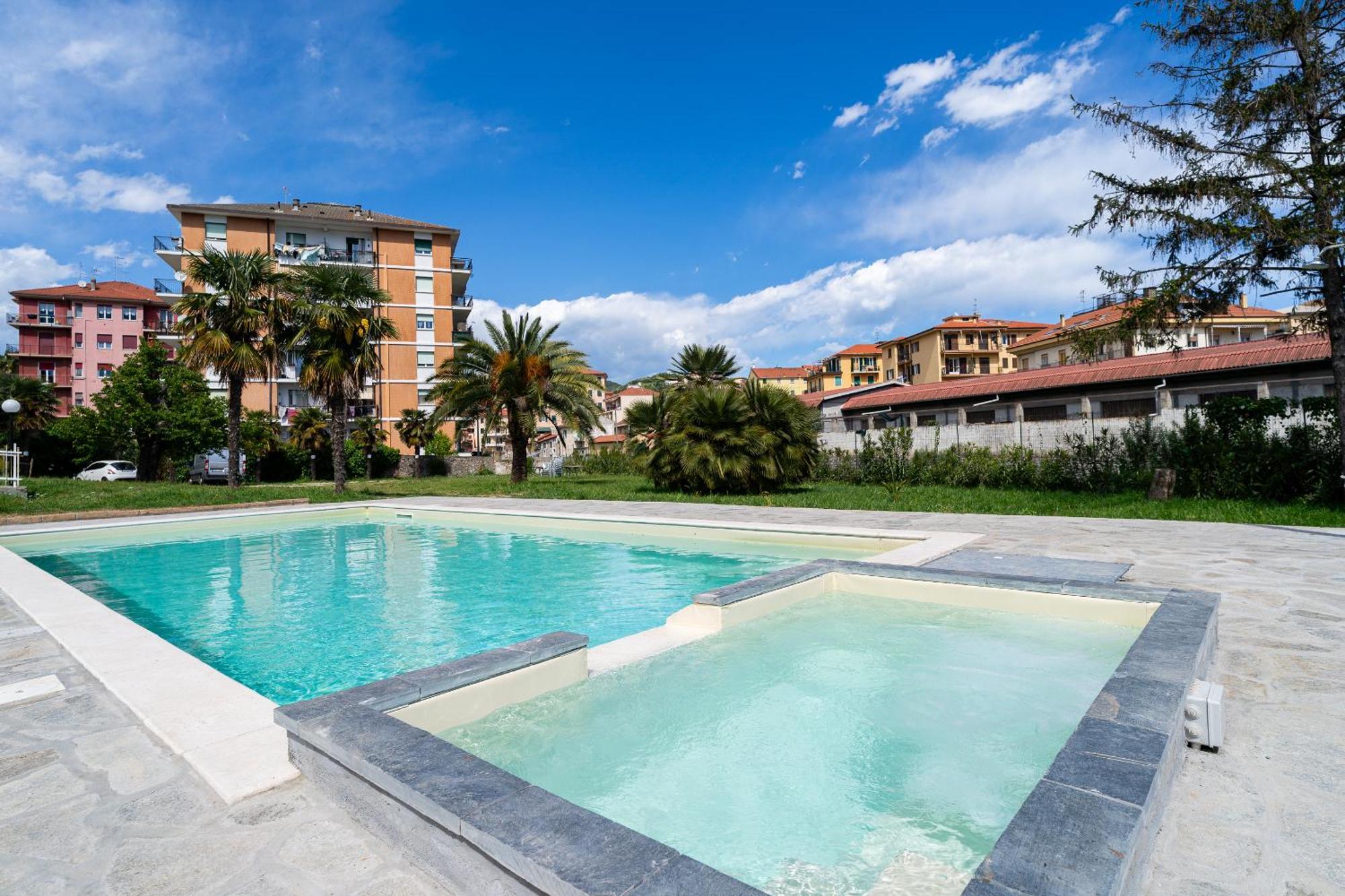 Il Gattino Di Porto - Apt 5 - Bilocale Terrazzo Piscina Imperia Bagian luar foto